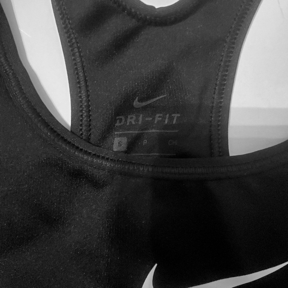Nike Dri-Fit Sports Bra size Small - Picture 2 of 4